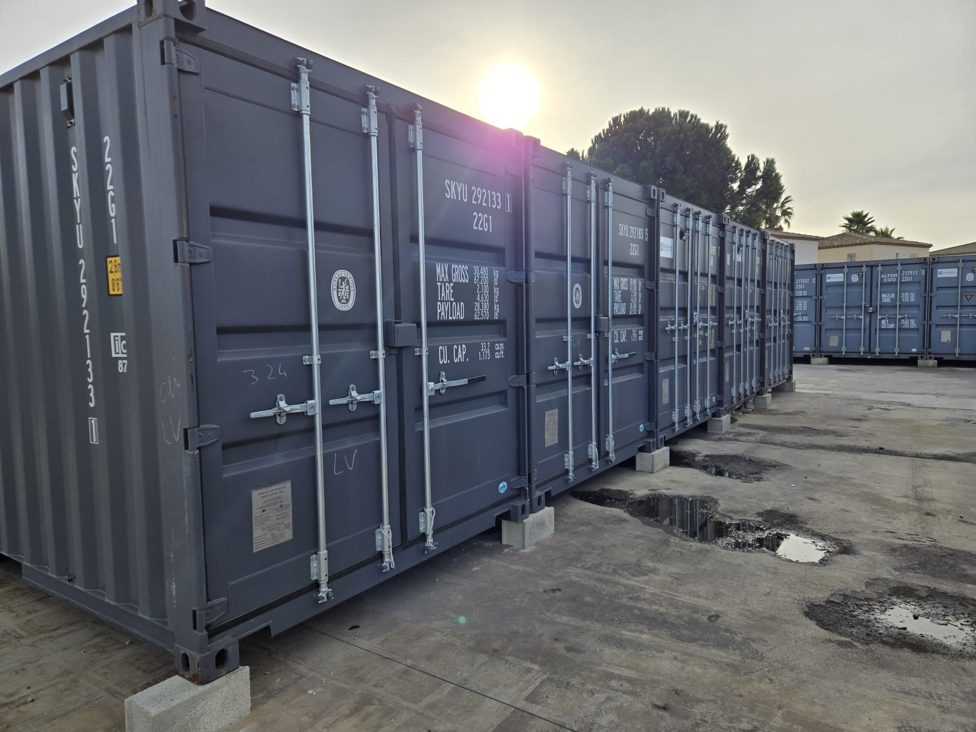 Containers BOX 30